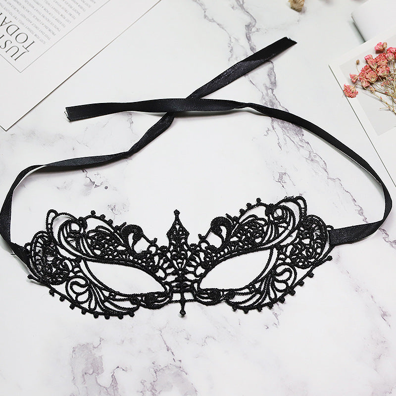 SM-lace eye mask